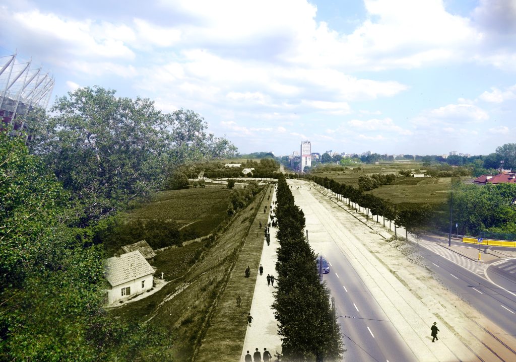 Sklejka współczesnego i ponad stuletniego zdjęcie z wieżycy Mostu Poniatowskiego w kierunku parku skaryszewskiego. W oddali park, bliżej łąki, pola i pojedyncze chałupy. na linii horyzontu współczesna zabudowa, po lewej stronie fragment stadionu narodowego